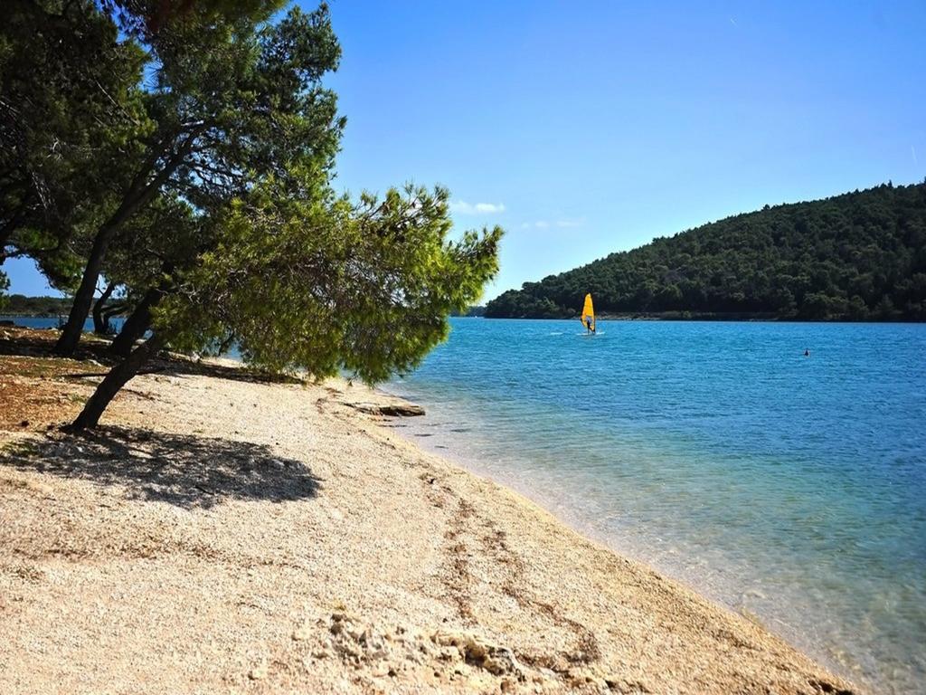 Apartman Eta Appartamento Pola Esterno foto